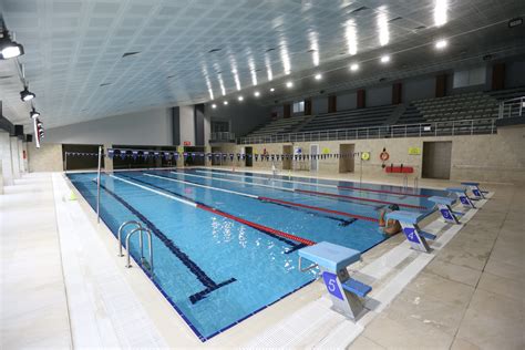bağcılar olimpik yüzme havuzu